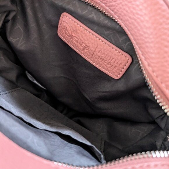 Danielle Nicole Disney Minnie Mouse Hearts Crossbody Bag Pink Red Valentines - Picture 5 of 6